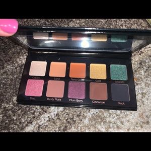 Violet Voss Essential Pallet
